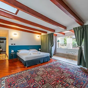 De Amicis' Nest - Center , Milan Italy